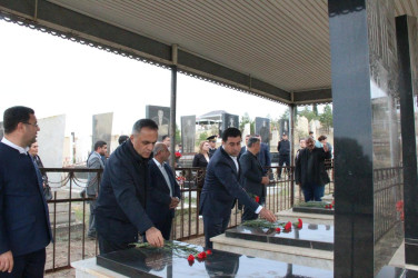 Qarqucaq kəndində şəhidlərimizin  məzarları ziyarət edildi