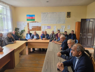 Goranboy rayonunda müasir suvarma sistemlərinin tətbiqi ilə bağlı Qaramusalı kəndində maarifləndirici görüş keçirildi