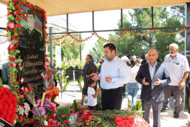 Goranboyda  Vətən müharibəsi şəhidi Həsrətov Elməddin Sərdar oğlunun məzarı ziyarət olundu, xatirəsi anıldı.