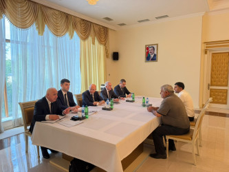 Energetika naziri Pərviz Şahbazov Goranboyda vətəndaşları qəbul etdi