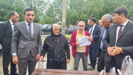 Respublika Ağsaqqallar Şurasının sədr müavini Ağalar Vəliyev tərəfindən, Goranboy  rayon Ağsaqqallar şurasının 50 nəfər üzvünə Qurban bayramı ilə əlaqədar bayram payı verildi.