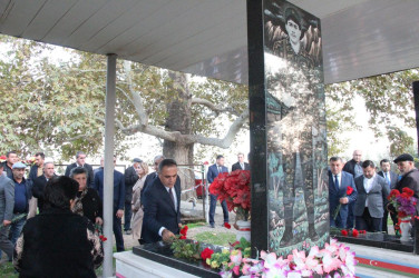 İcra başçısı Bağçakürd kəndində şəhidlərimizin  məzarlarını ziyarət etdi