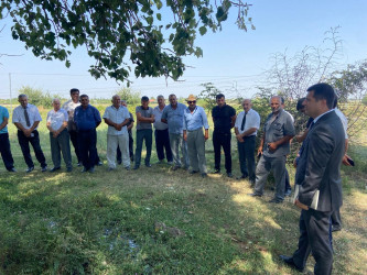 Goranboyda su ehtiyatlarından səmərəli istifadə olunması ilə bağlı, Yeni yol kəndində su istifadəçiləri ilə görüş keçirildi