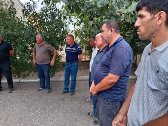 Goranboy rayonunda su ehtiyatlarından səmərəli istifadə olunması ilə bağlı Nadirkənd kəndində su istifadəçiləri ilə görüş keçirildi
