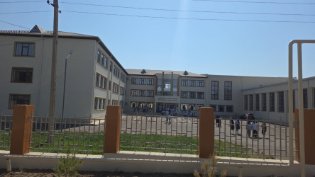 Goranboy rayonunun Qızılhacılı qəsəbəsində məktəblilər yeni tədris ilinə başladılar