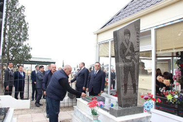 Muzdurlar kəndində  şəhidlərimizin məzarları ziyarət olundu