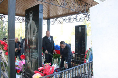 Xoylu və Yolqulular kəndlərində şəhidlərimizin  məzarları ziyarət edildi