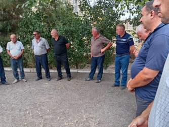 Goranboy rayonunda su ehtiyatlarından səmərəli istifadə olunması ilə bağlı Nadirkənd kəndində su istifadəçiləri ilə görüş keçirildi