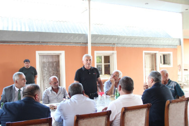Goranboy Rayon İcra Hakimiyyətinin başçısı Nərimanlı kəndində sakinlərlə görüş keçirdi
