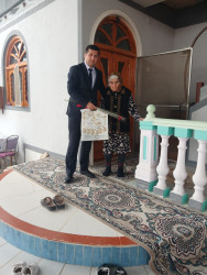 Goranboyda "8 Mart-Beynəlxalq Qadınlar Günü" münasibətilə Goranboy RİH-nin məsul əməkdaşları tərəfindən şəhid ailələrinin  xanımları evlərində ziyarət olundu, onlara  hədiyyələr təqdim edildi.