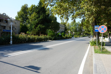 Goranboy avtomobil yollarında yol nişanlanması işləri aparılır