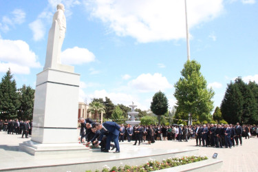 Goranboyda Ümummilli Lider Heydər Əliyevin 103-cü ildönümü ilə bağlı "Vətənə, xalqa həsr edilən ömür" mövzusunda konfrans keçirildi