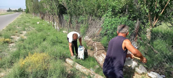 Goranboyda təmizlik həftəsi çərçivəsində rayonun bütün yaşayış məntəqələrində qəbiristanlıqlar və yol kənarları ərazilərdə təmizlik işləri aparıldı