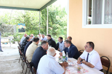 Qızılhacıllı qəsəbəsində şəhid atasının dəfn mərasimi keçirildi