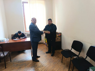 Goranboyda kümçülərə barama toxumu paylanıldı