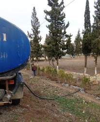 Goranboyda yeni salınmış yaşıllıq zolaqlarına aqrotexniki qulluq işləri davam etdirilir