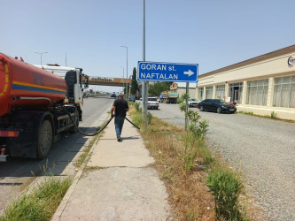 Goranboyda “Şəhərsalma və Memarlıq ili “ çərçivəsində yol kənarlarında əkilmiş ağaclara aqrotexniki qulluq göstərilir və suvarılma işləri aparılır