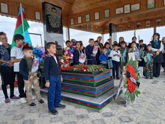 Borsunlu  kəndindən Vətən Müharibəsi şəhidimiz  Nicat Nəsibovun ildönümündə məzarı ziyarət olundu.