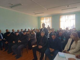 Goranboyda növbəti səyyar qəbul Yeniyol kəndində keçirildi