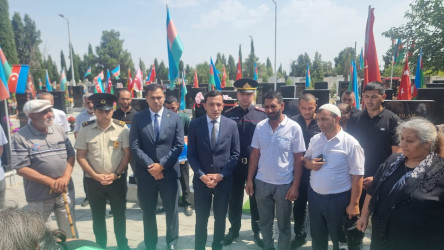 Qaradağlı kəndindən şəhid Abdullayev Firdovsinin 1-ci ildönümü ilə bağlı məzarı ziyarət edildi