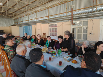 “Konstitusiya və Suverenlik İli” ilə bağlı, Tap Qaraqoyunlu kəndində şəhid ailələri ilə görüş keçirildi
