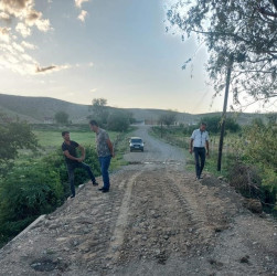 Goranboyda, leysan yağışları nəticəsində yaranan sel sularının yarasız hala saldığı  Qarqucaq  kəndinin girişində olan körpü bərpa olunaraq  sakinlərin istifadəsinə verilmişdir.