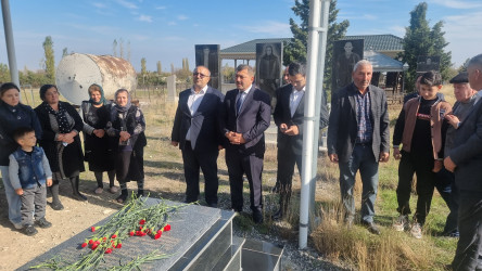 Tap Qaraqoyunlu  kəndindən Vətən Müharibəsinin  mülki şəhidi   Ziyadova Flora Qaraş qızının ildönümündə məzarı ziyarət olundu.