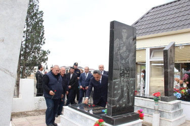 Muzdurlar kəndində  şəhidlərimizin məzarları ziyarət olundu