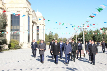 Goranboyda “8 noyabr-Zəfər Günü” ilə bağlı Ümummilli Liderimizin rayon mərkəzində ucaldılmış abidəsi və Şəhidlər Xatirə Kompleksi ziyarət olundu.