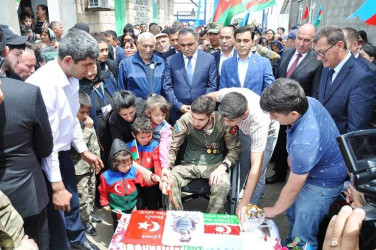 Türkiyədən müalicədən vətənə qayıdan Goranboylu Vətən müharibəsi qazisi ehtiram və coşqu ilə qarşılandı.