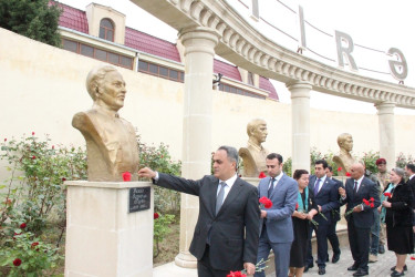 Goranboyda Ümummilli lider Heydər Əliyevin anadan olmasının 103 illiynə həsr olunmuş "Heydər Əliyev siyasəti kontekstində gənclər" adlı gənclər düşərgəsi təşkil edildi