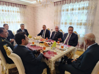 Goranboy şəhərində YAP rayon təşkilatının ilk fəallarından olan Cəmşid Finuni, YAP rayon təşkilatının təsis edilməsinin 30 illiyi münasibəti ilə evində ziyarət edildi