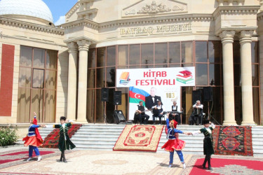Goranboyda Ümummilli Lider Heydər Əliyevin 103-cü ildönümü ilə bağlı kitab festivalı keçirildi