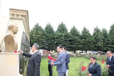Goranboyda Ümummilli lider Heydər Əliyevin anadan olmasının 103 illiynə həsr olunmuş "Heydər Əliyev siyasəti kontekstində gənclər" adlı gənclər düşərgəsi təşkil edildi