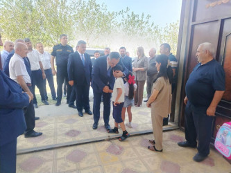 İcra Başçısı Borsunlu kəndində şəhid övladını 1-ci sinfə getməsi münasibəti ilə təbrik etdi