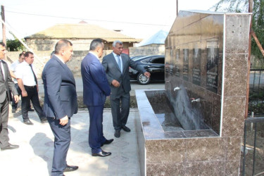 Goranboyda İcra Başçısı Muzdurlar kənd tam orta məktəbində aparılan cari təmir-bərpa işləri ilə yerində tanış oldu.