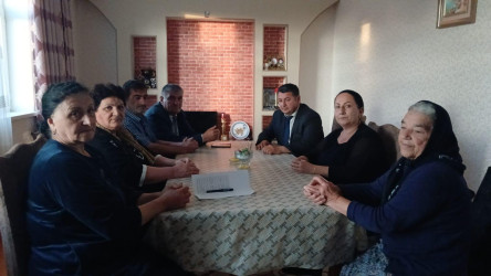 Goranboyda Qurban bayramı münasibəti ilə 500-dən çox ailə ziyarət olunaraq bayram sovqatları təqdim olundu