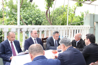 Xoylu kəndində, YAP rayon təşkilatının ilk fəallarından olan Sahir Babayev, YAP rayon təşkilatının təsis edilməsinin 30 illiyi münasibəti ilə evində ziyarət edildi