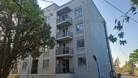 Goranboyda yeni inşa edilmiş çoxmənzilli yaşayış binasının mənzillərinin püşkatma yolu ilə bölgüsü aparıldı