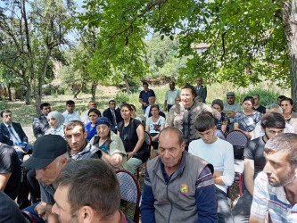 Goranboyda növbəti səyyar qəbul Buzluq kəndində keçirildi