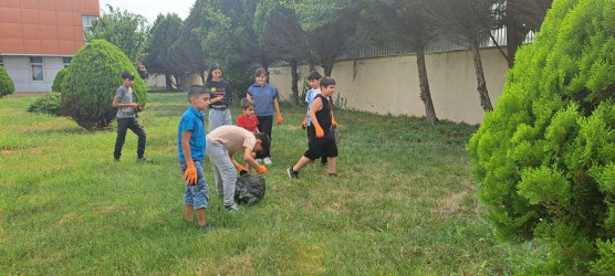 Goranboyda “Yaşıl dünya naminə həmrəylik ili” çərçivəsində “Rayonumuzu təmiz saxlayaq” adlı ekoloji aksiya keçirildi.