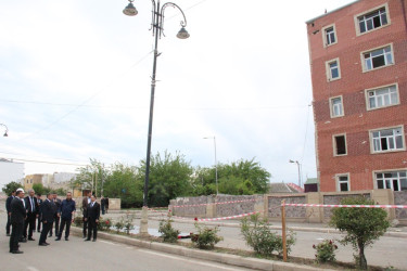 Goranboyda icra başçısı qəzalı vəziyyətdə olan binaların söküntü işlərinə yerində baxış keçirdi