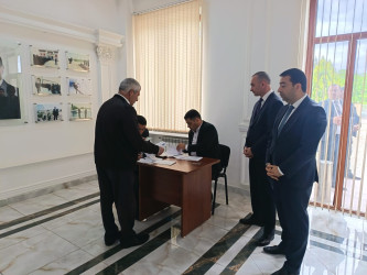Goranboyda kümçülərə barama toxumu paylanıldı