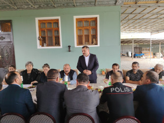 Goranboyda “Konstitusiya və Suverenlik İli” ilə bağlı keçirilən ümumrayon tədbirləri çərçivəsində  Qızılhacılı qəsəbəsində şəhid ailələri və qazilərlə görüş keçirildi