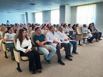 Goranboyda, Ümummilli Lider Heydər Əliyevin anadan olmasının 102-ci ildönümü ilə bağlı, “Heydər Əliyev  və Azərbaycan səhiyyəsi” mövzusunda konfrans keçirildi