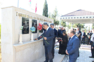 “27 sentyabr-Anım Günü”nün beşinci ildönümü ilə bağlı Xan Qərvənd Şəhidlər Xiyabanında şəhidlərimizin məzarları ziyarət olundu