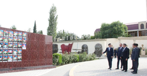 Goranboyda, “27 sentyabr-Anım Günü” öncəsi, Şəhidlər Xatirə Kompleksində səliqə-səhman işləri diqqət mərkəzindədir