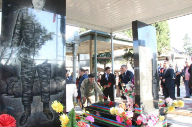 “27 sentyabr-Anım Günü”nün beşinci ildönümü ilə bağlı Xan Qərvənd Şəhidlər Xiyabanında şəhidlərimizin məzarları ziyarət olundu