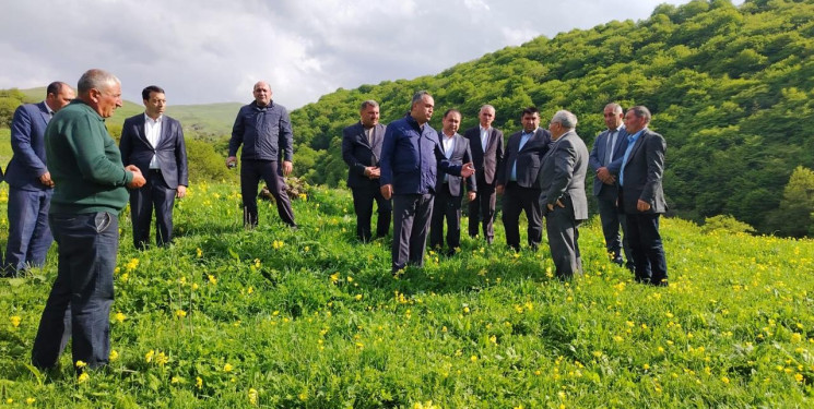 Mənəşli kəndində davamlı içməli su təhcizatının təmin olunması məqsədi ilə su xəttinin çəkilməsi nəzərdə tutulub