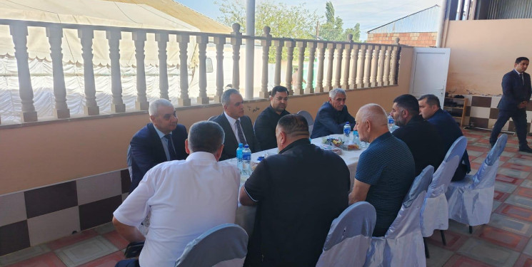 İcra başçısı Tap Qaraqoyunlu kəndində şəhid atasının yas mərasimində iştirak etdi